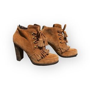 Pegabo suede heeled booties. Size 37 (6.5 US)